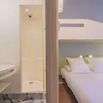 勒芒市中心宜必思快捷酒店 2*