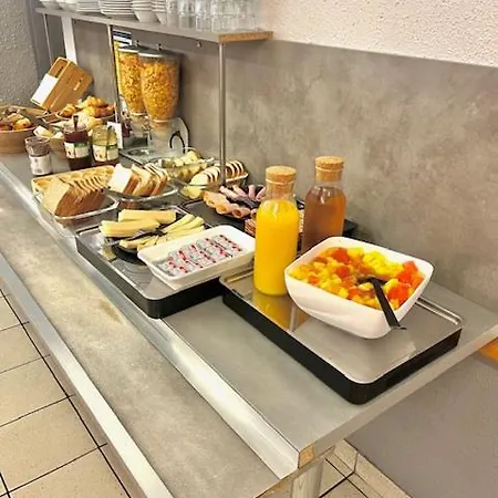 Ibis Budget Centre Hotel