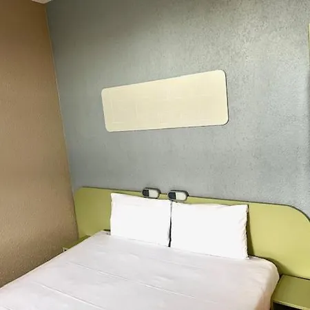 Ibis Budget Centre Hotel