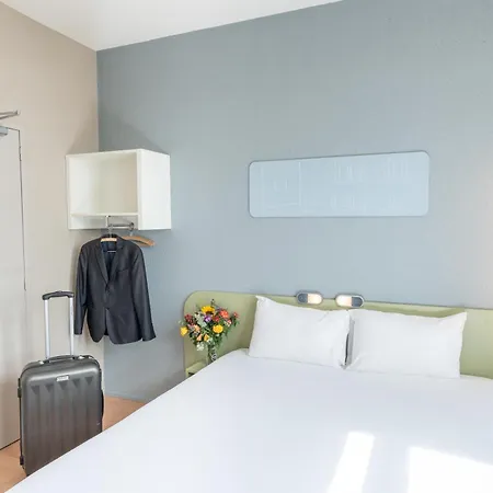 Ibis Budget Centre Hotell 2*