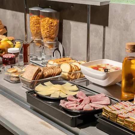 Ibis Budget Centre Hotel