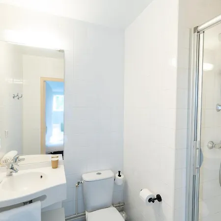 Ibis Budget Centre 2*