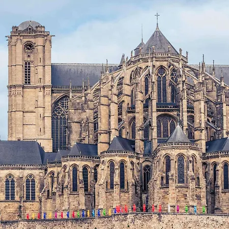 Hotel Ibis Budget Centre 2*