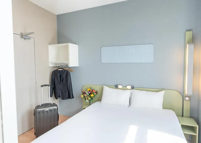 Ibis Budget Centre Hotel 2*