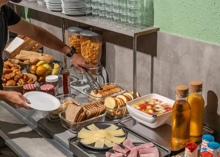 Hotel Ibis Budget Centre 2*