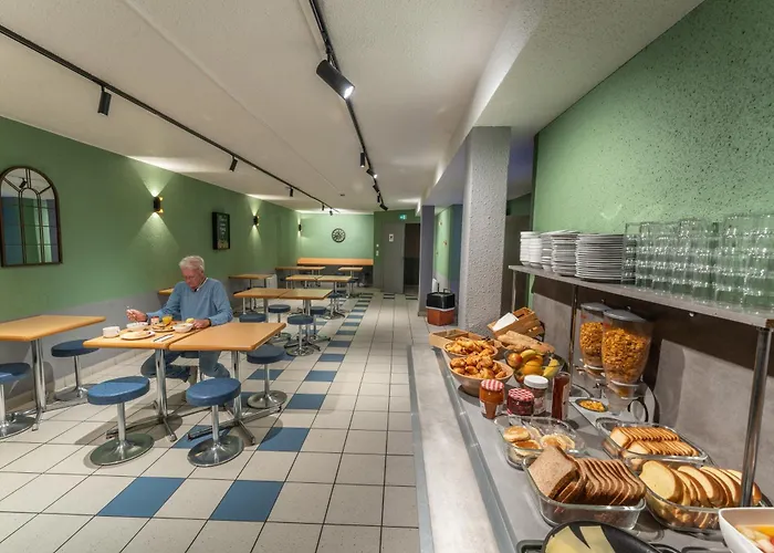 Hotel Ibis Budget Centre 2*