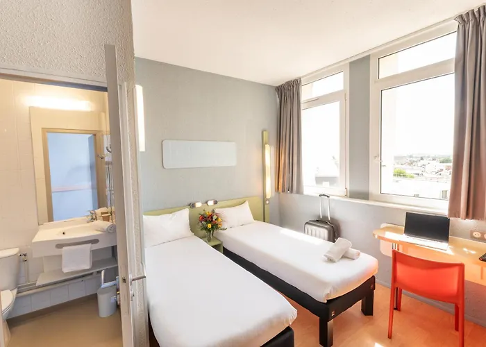 Ibis Budget Centre Hotel 2*