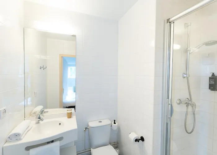 Ibis Budget Centre 2*