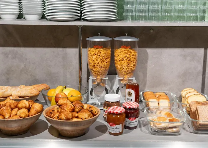 Ibis Budget Centre 2*